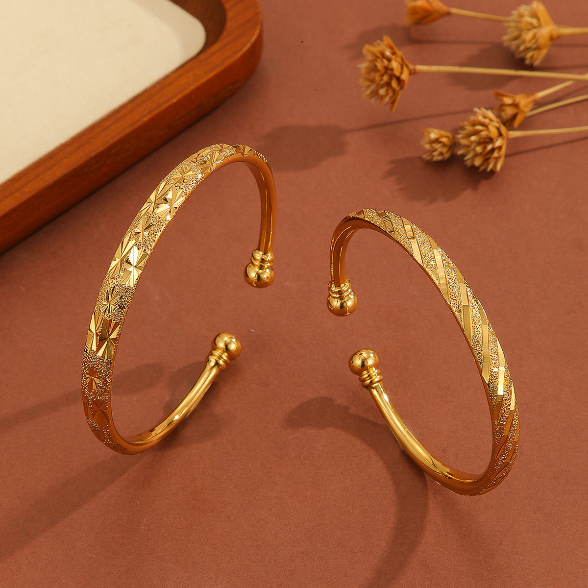 18K Gold-plated Women's Open Bracelet