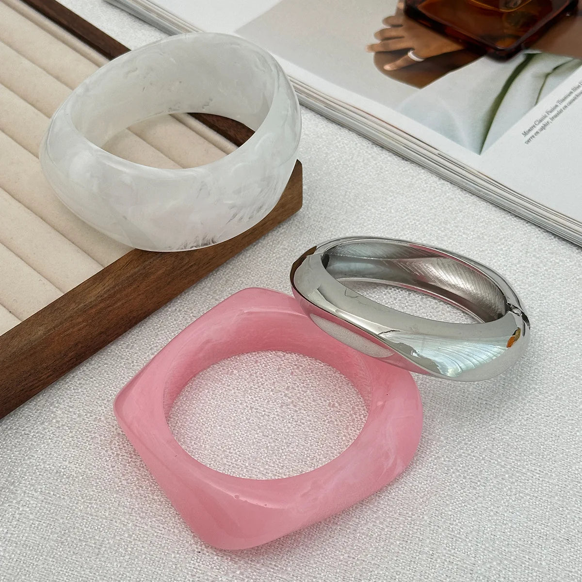 Silver Color Pink Acrylic Resin Irregular Chunky Bangles for Women Geometric Wide Hip Hop Metal Cuff Bracelet Bangle Men Jewelry