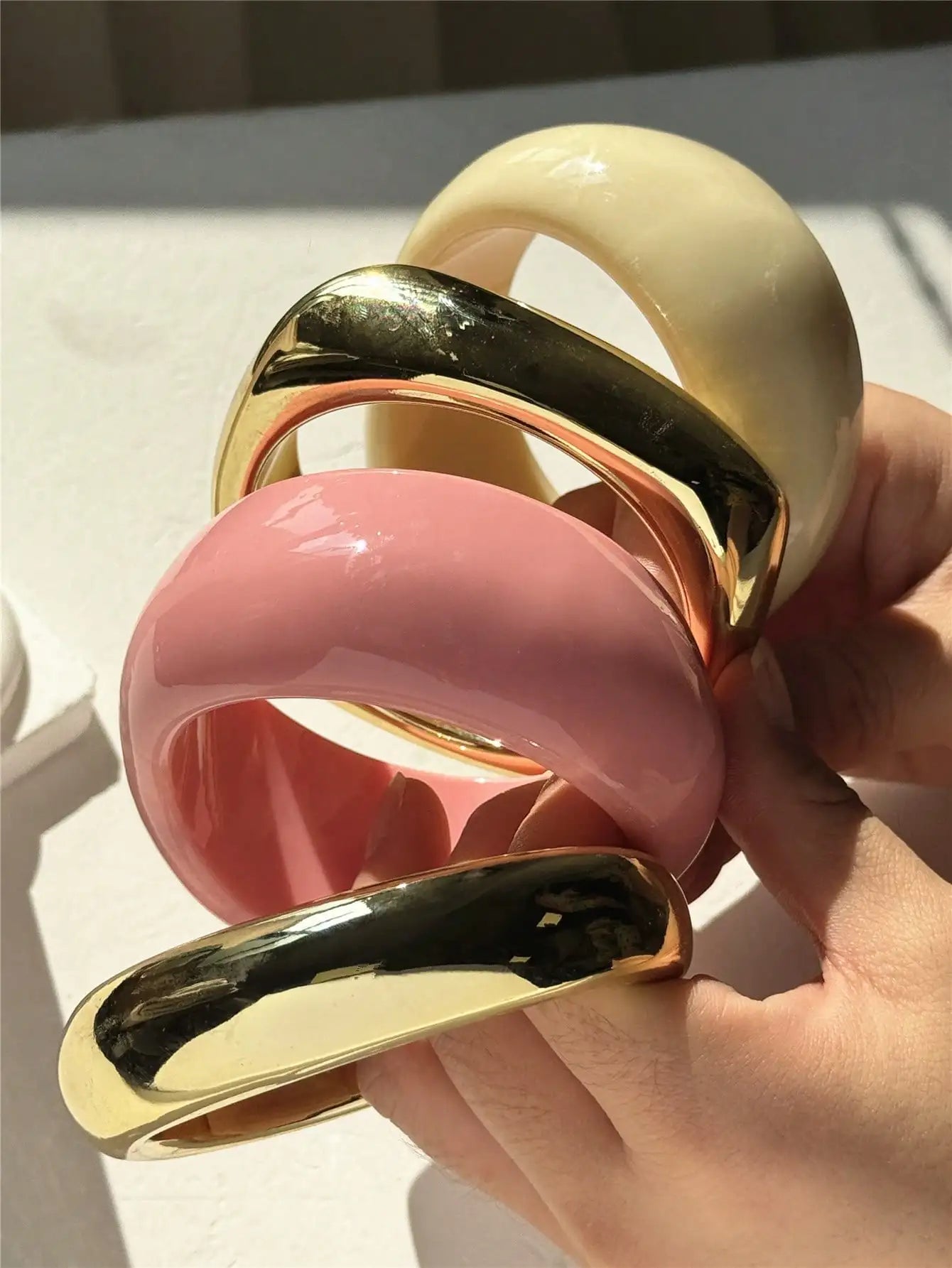 HUANZHI Thick Asymmetrical Geometric Wide Bracelet Beige Pink Fashion Jewelry Cuff For Women Suitable For Stacking Wear