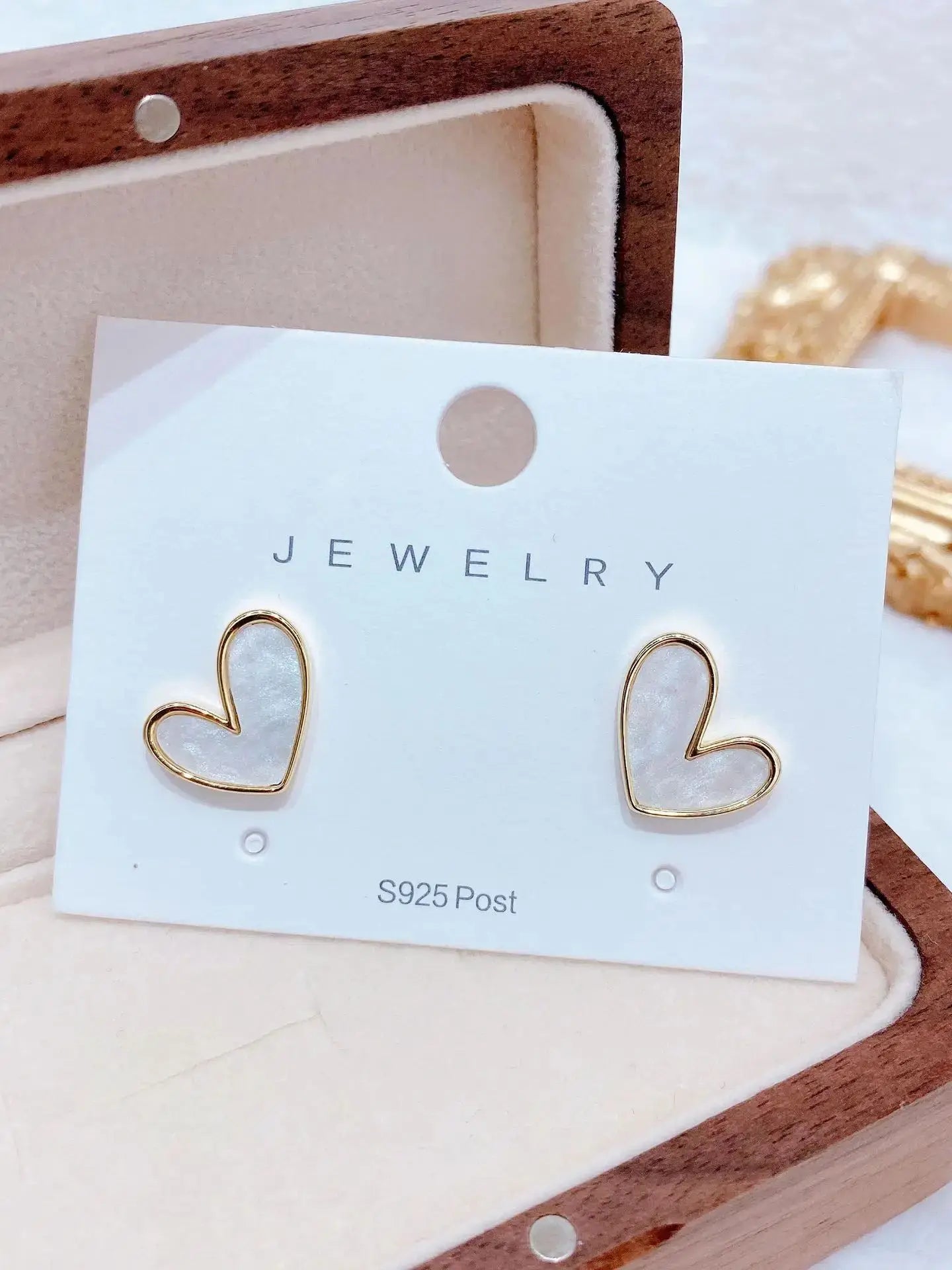IFYOUOO Vintage Small Heart Earrings for Women Fashion Jewelry Gift Delicate Girly sweet Earrings Girls