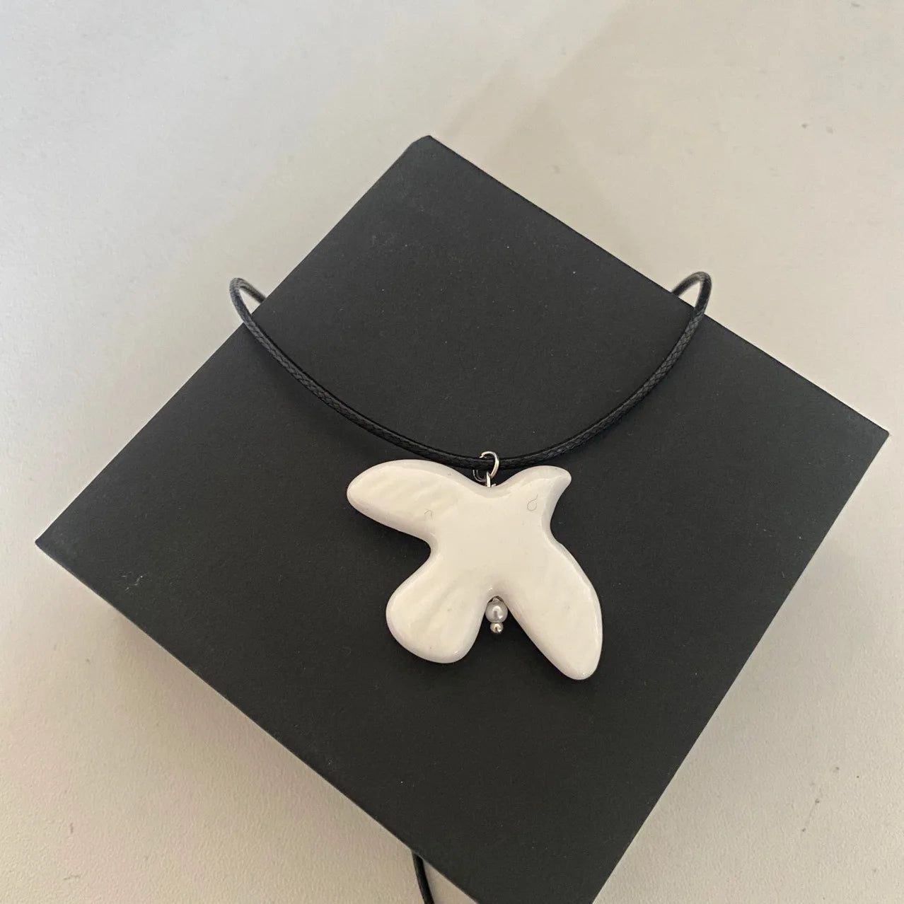 Y2K Ceramic Bird High Grade White Peace Dove Pendant Jewelry For Women Minimalist Jewelry Accessories collares para mujer