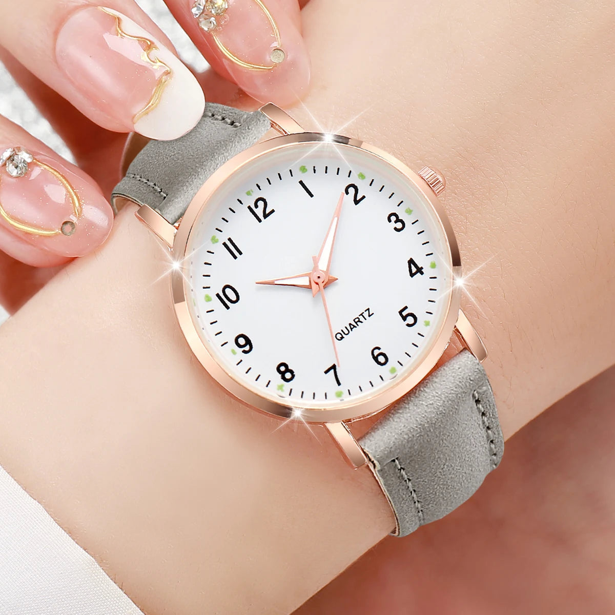 1/3/4/5PCS Fashion Arabic Dial Women Quartz Watch Casual Leather Strap Wristwatch for Girls Clock Gift(Without Box)