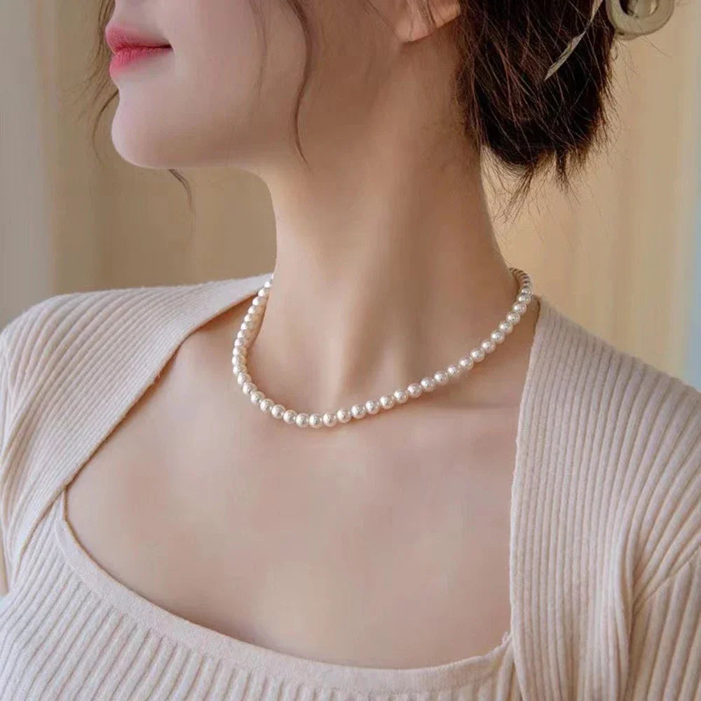 2025 Trend 4/6/8mm White Pearl Chokers Necklace Clavicle Chain For Women Classic Elegant Wedding Neck Jewelry Love Pendant Gift