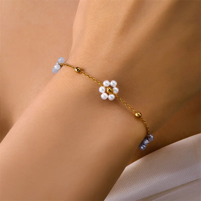 Sweet Imitation Pearl Flower Bracelet Jewelry Set for Women's Hand Neck Fashion Metal Chain Necklace Boho Accessories Gifts