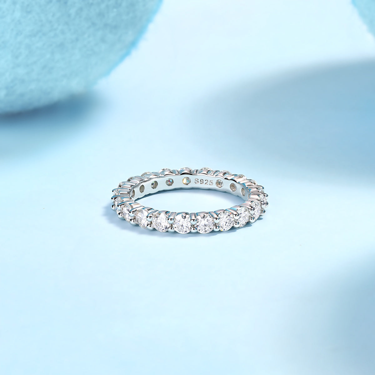Moissanite Diamond Ring