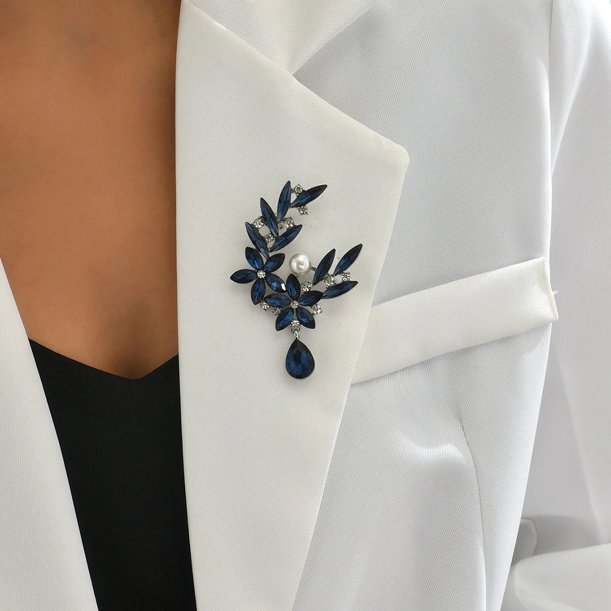 1PC Women's Fashion Trendy Charm Brooch Jewelry Chest Flower Accessories Suitable for Date, Party, Festival Gifts-2813