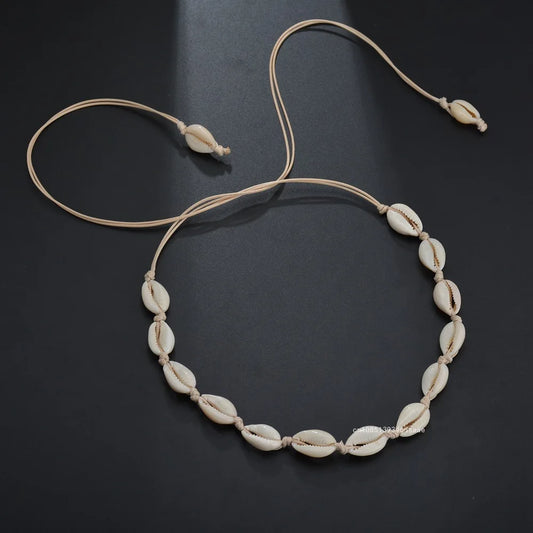 1pc Boho Beach Bohemian Shell Choker Necklaces for Women Girls Summer Fashion Minimalist Jewelry Chained Shell Pendants