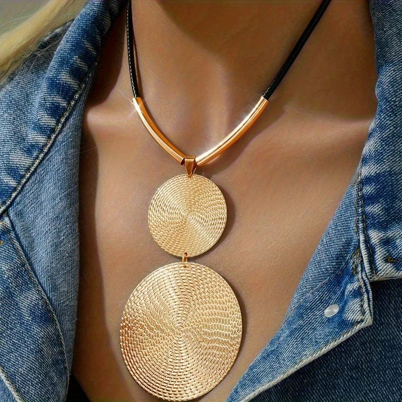 Creative Unique Large Round Vintage Pendant Necklace for Women Personalized Exaggerated Punk Style Jewelry Holiday Party Gift