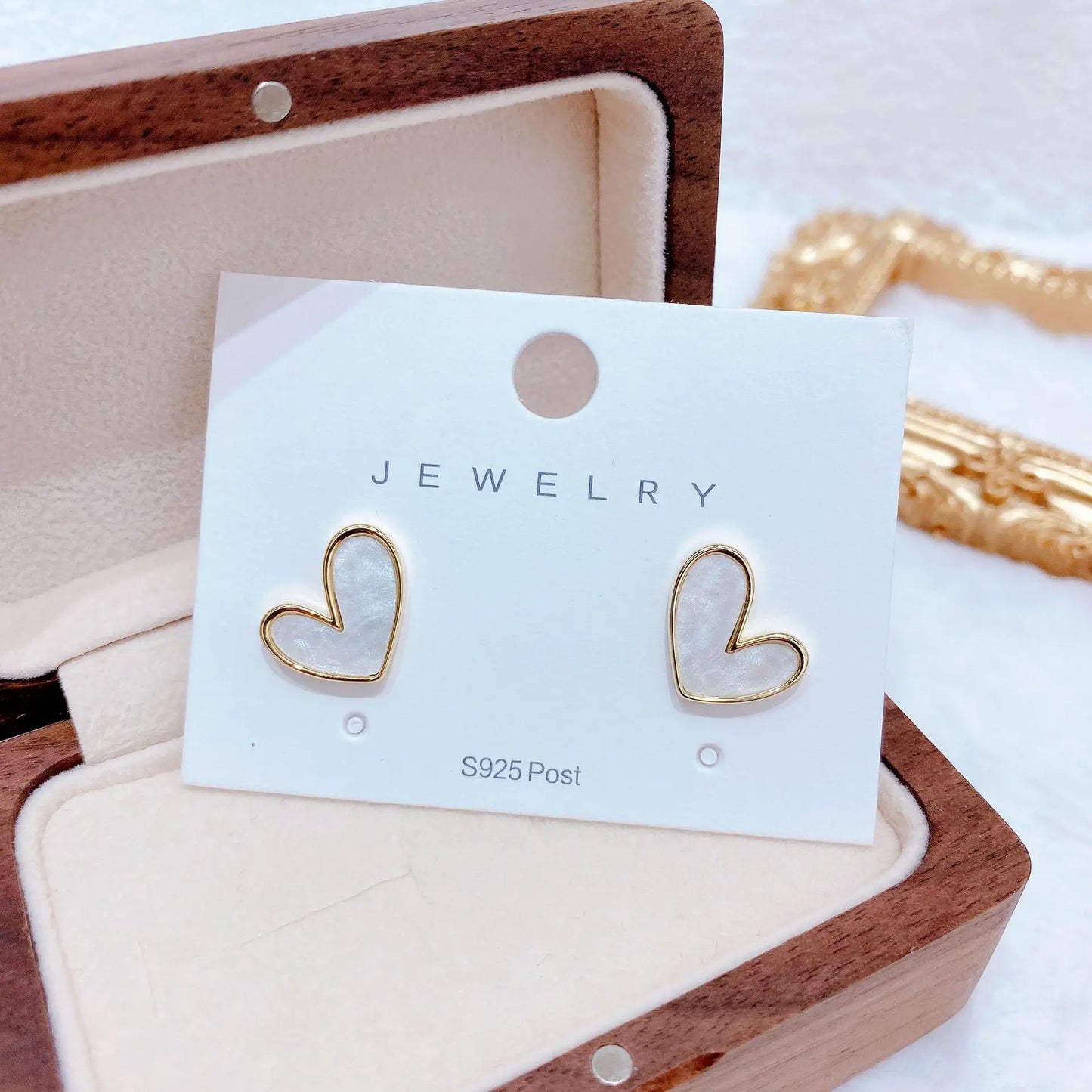 IFYOUOO Vintage Small Heart Earrings for Women Fashion Jewelry Gift Delicate Girly sweet Earrings Girls