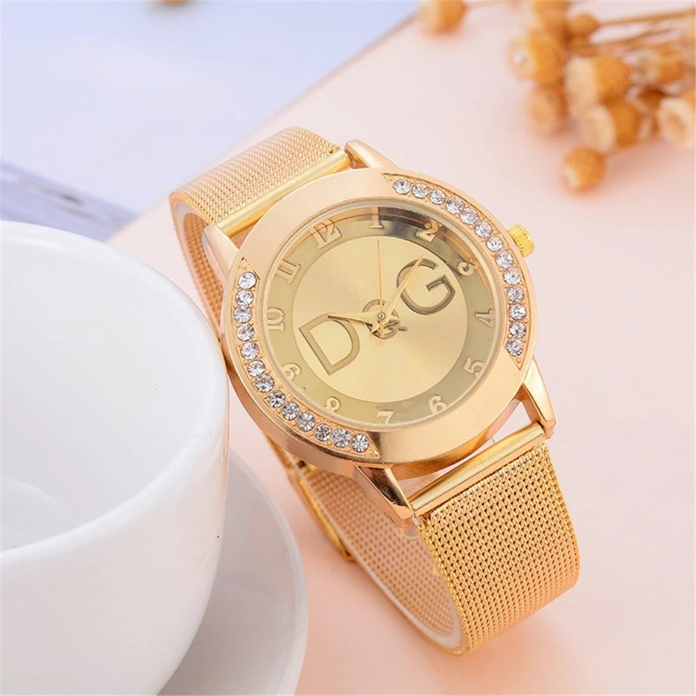 Luxury 2025 Women's watches With Diamonds Simple Digital Design Ladies' Quartz Watch Casual Gold Mesh Belt Women Clock Strap