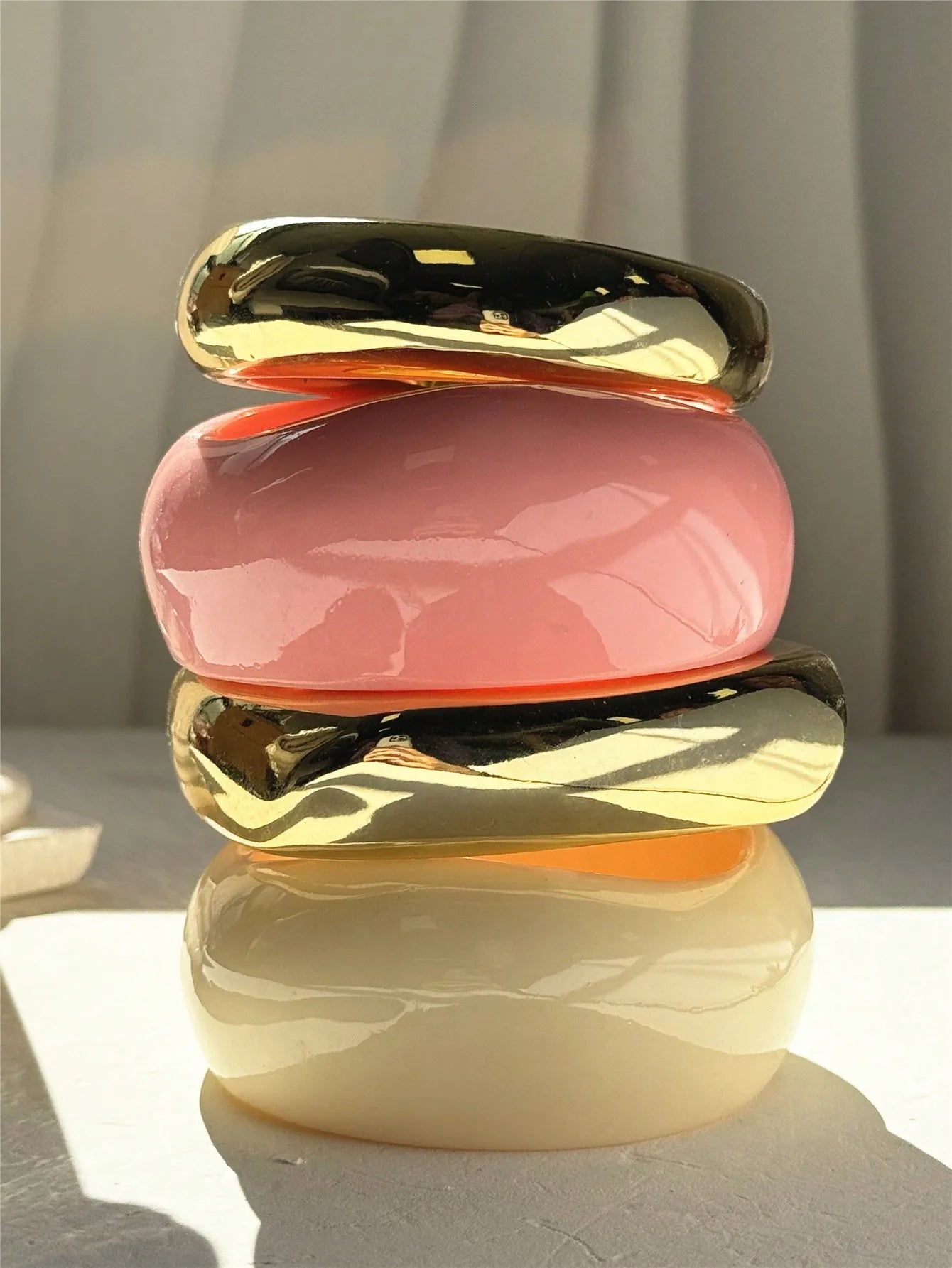 HUANZHI Thick Asymmetrical Geometric Wide Bracelet Beige Pink Fashion Jewelry Cuff For Women Suitable For Stacking Wear