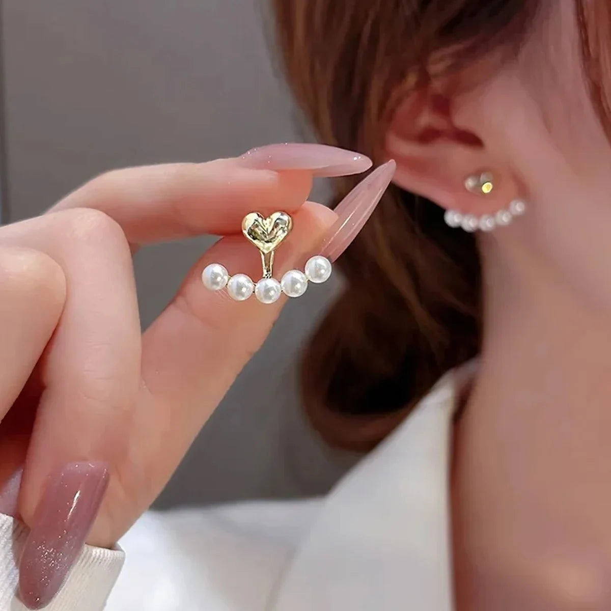 Light Luxury Imitation Pearl Stud Earrings Sweet Heart-shaped Ear Stud For Women Fashion Party Wedding Brid Jewelry Gift