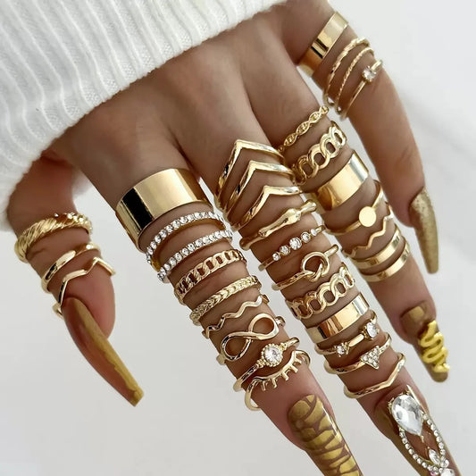 30 Pieces Of classic and Elegant Women's Stackable Rings, Fashionable And Exquisite, With Water Diamonds And Gold, Are Everyday