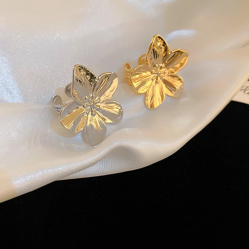 Delicate Flower Open Ring Rhinestone Imitation Pearl Rings Ladies Fashion Butterfly Design Ring Temperament Finger Rings Jewelry