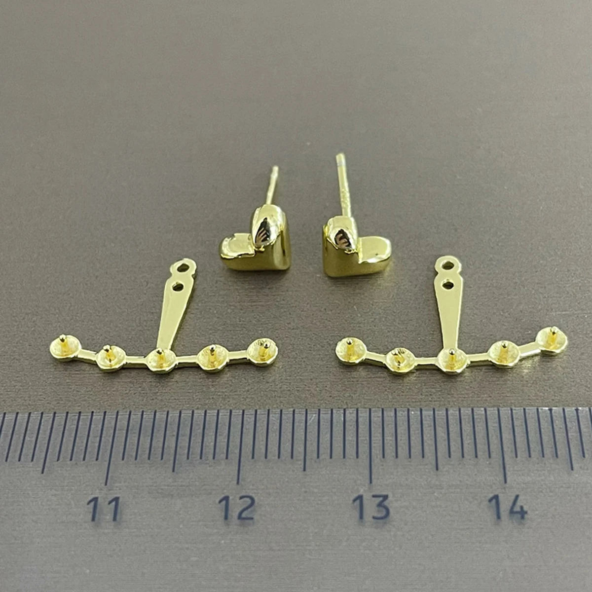 Light Luxury Imitation Pearl Stud Earrings Sweet Heart-shaped Ear Stud For Women Fashion Party Wedding Brid Jewelry Gift