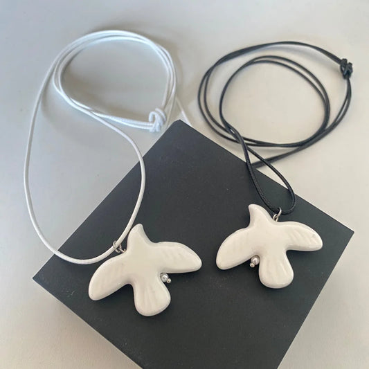 Y2K Ceramic Bird High Grade White Peace Dove Pendant Jewelry For Women Minimalist Jewelry Accessories collares para mujer