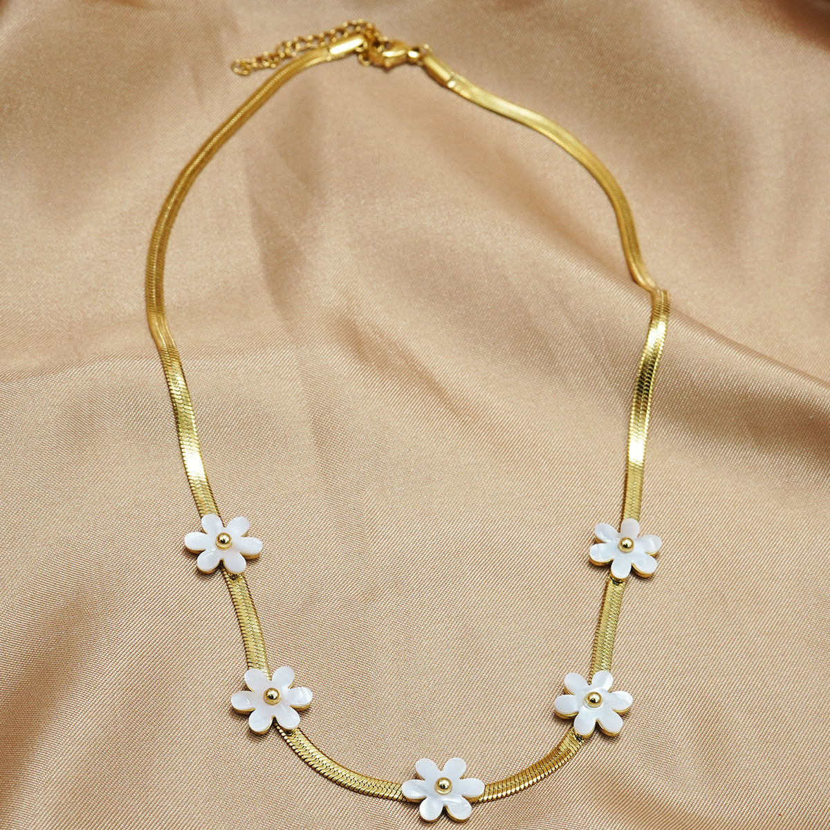 18K Gold Plated Bohemian Floral Necklace