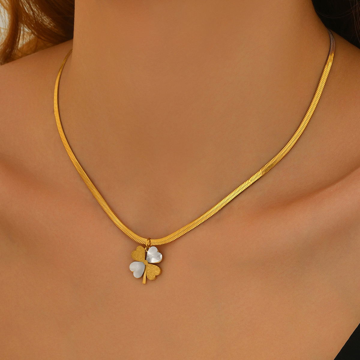 Lxalry 18K Gold Plated Double Clover Luck Necklace