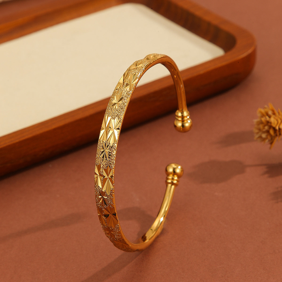 18K Gold-plated Women's Open Bracelet